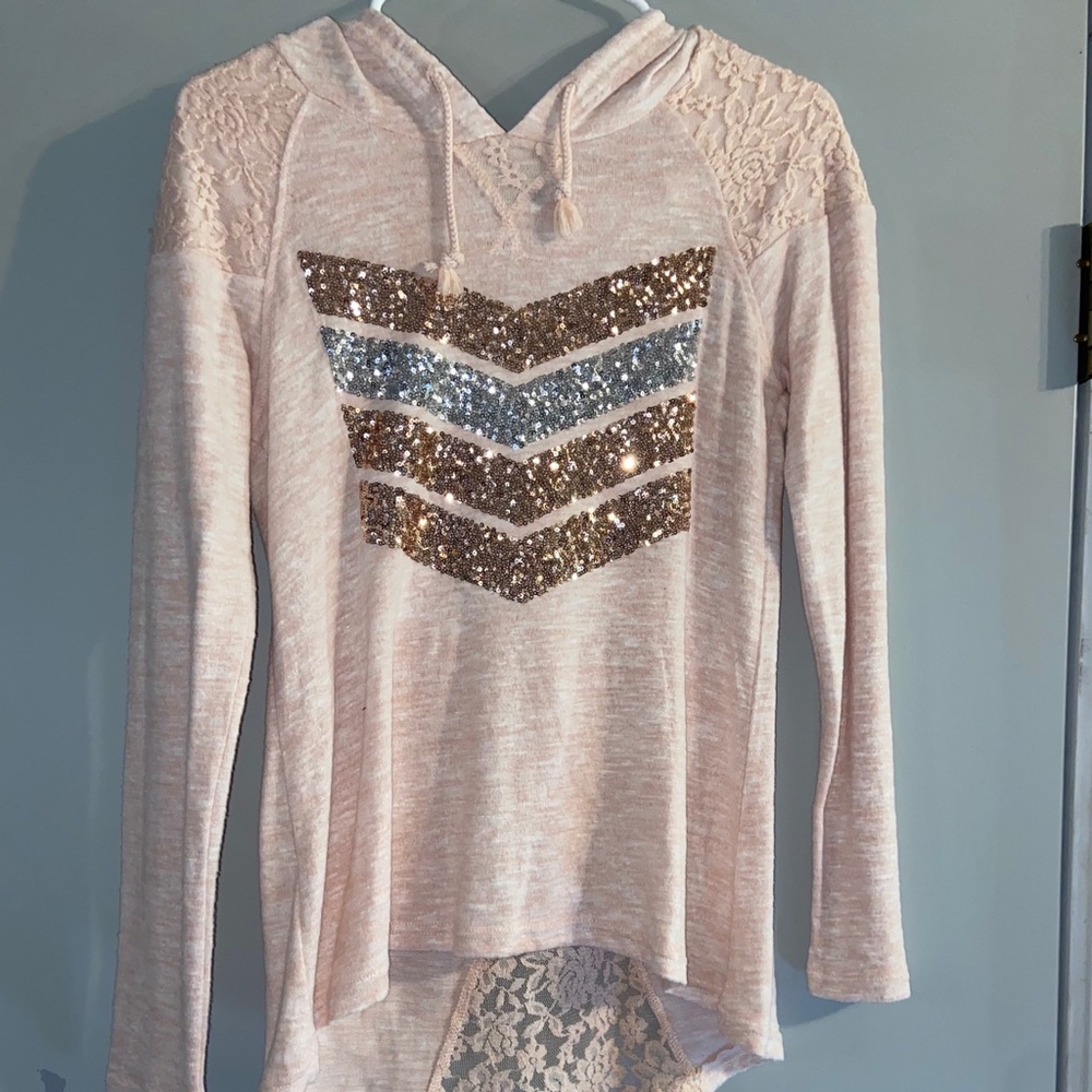Women’s long sleeve shirt with hood size medium